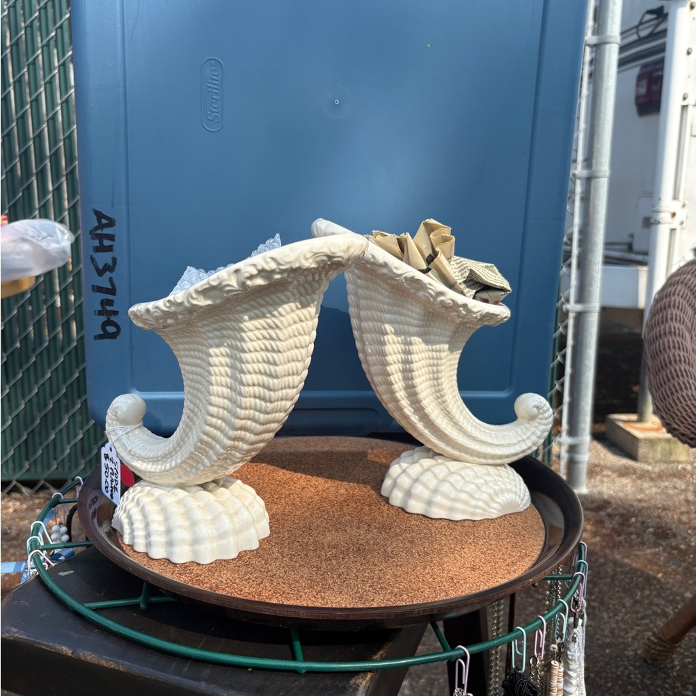 Spode Cream Double Cornucopia Planters